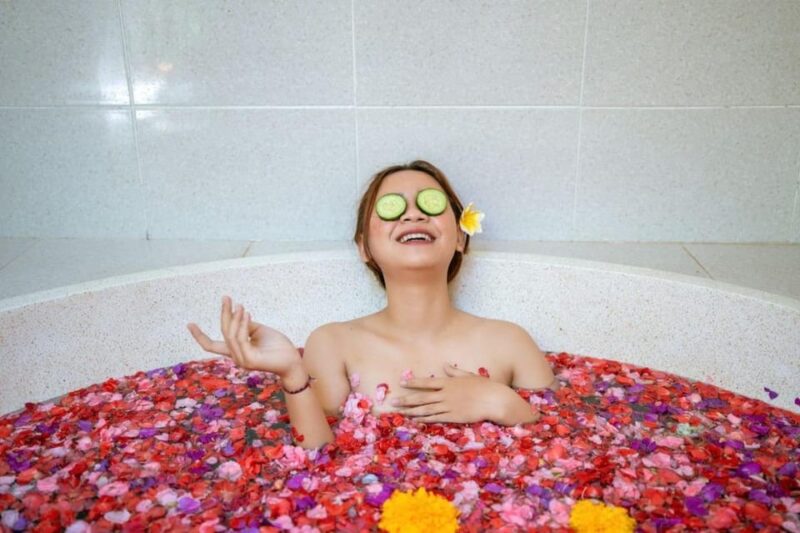 Bali: Relaxing Balinese Spa Massage Scrub Flower Bath 2 Hour - Indulging in Balinese Massage