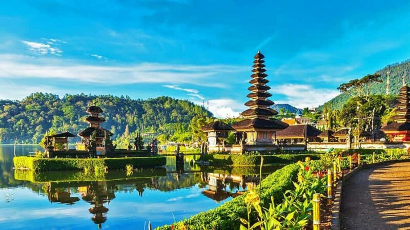 Bali: Royal Temple, Bedugul, and Tanah Lot Private Tour - Key Points