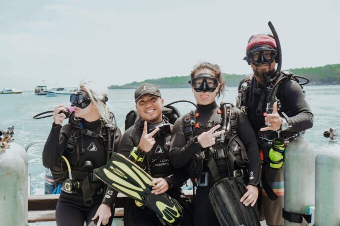 Bali Sanur: Scuba Diving Day Trip to Nusa Penida 3 Dives - Safety and Conditions