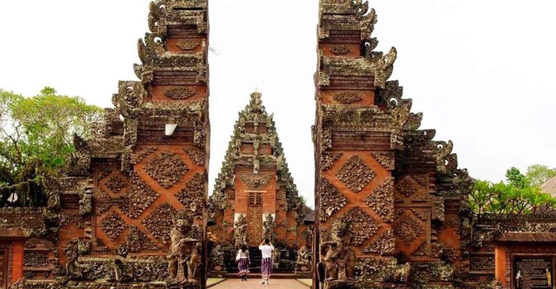 Bali: Silver Smith Workshop, Art Gallery, and Night Market - Local Art Gallery