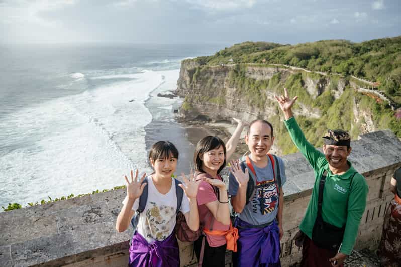 Bali: Skip-the-Line Uluwatu Kecak Dance & Suluban Beach Tour - Key Points