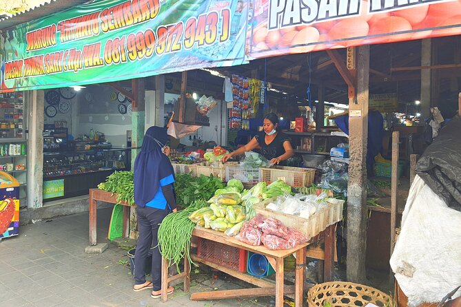 Bali Small Group Street Food and Heritage Tour - Personalized Attention