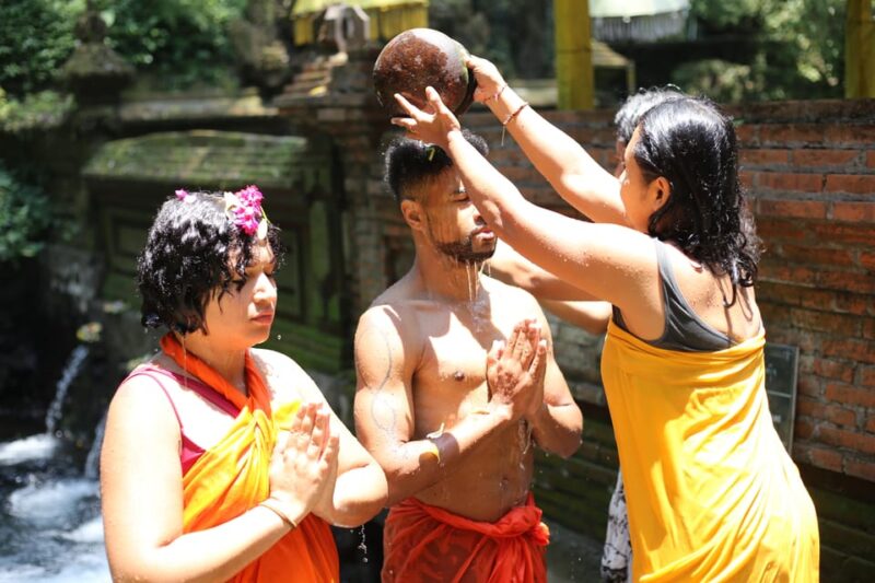 Bali: Soul Detox Authentic Ubud Balinese Wellness + Lunch - Melukat Ritual