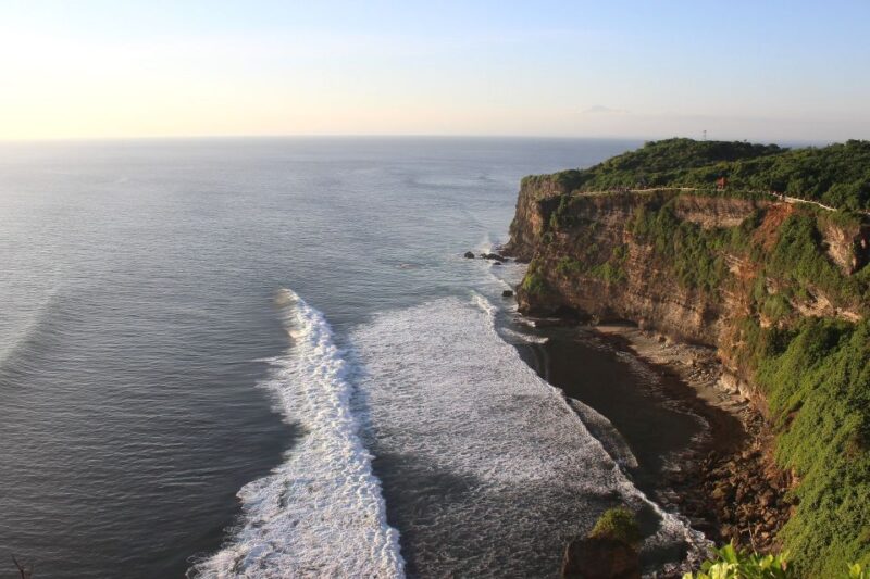 Bali: South Coast Uluwatu, Tanah Lot, and Jimbaran Day Trip - Itinerary Highlights