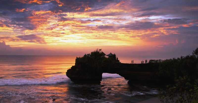 Bali: South Coast Uluwatu, Tanah Lot, and Jimbaran Day Trip - Customer Reviews and Ratings