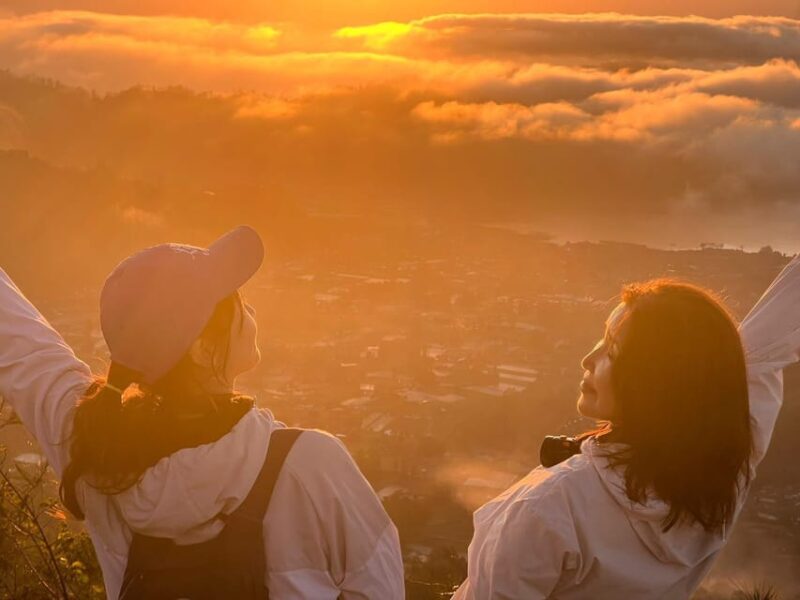 Bali : Sunrise Trekking With Private Guide at Mount Batur - Key Points