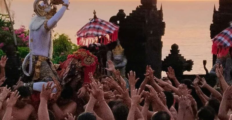 Bali Sunset: Uluwatu Kecak Dance With Return Transfer - Itinerary Details
