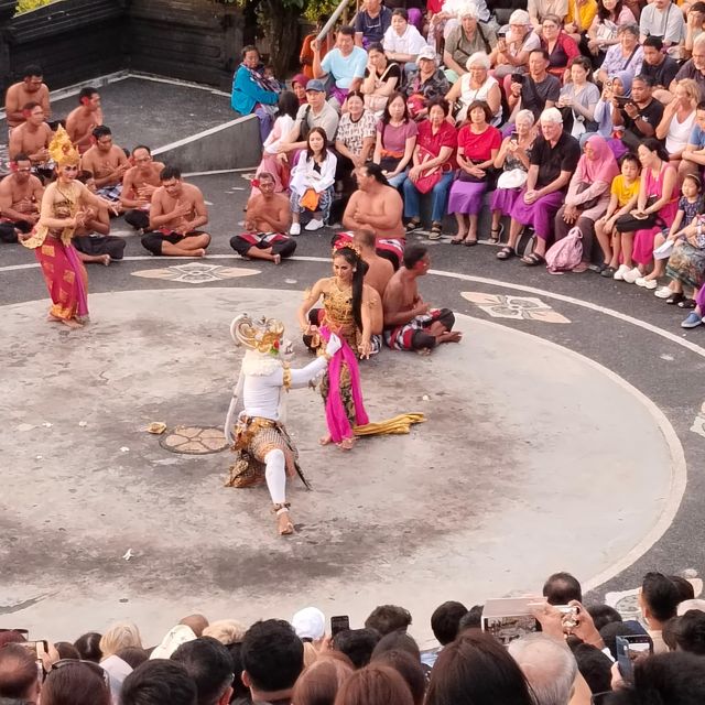 Bali Sunset: Uluwatu Kecak Dance With Return Transfer - Kecak Dance Show