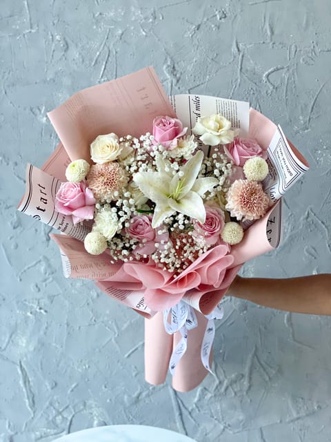 BALI: SURPRISE SIMPLE HAND BOUQUET OPTION FOR ROMANTIC GIFT - Experience Highlights