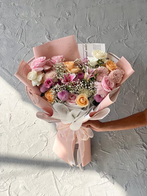 BALI: SURPRISE SIMPLE HAND BOUQUET OPTION FOR ROMANTIC GIFT - Frequently Asked Questions