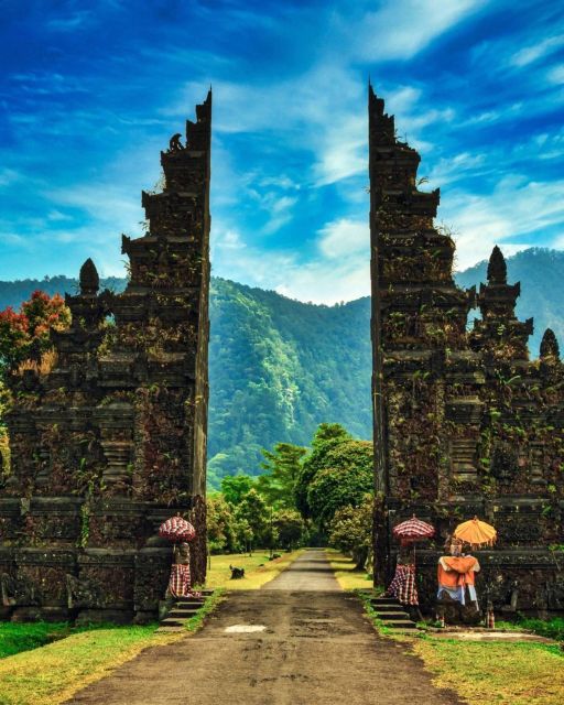 Bali: Swim With Dolphins, Ulundanu Bratan & Scenic Waterfall - Customer Feedback and Ratings