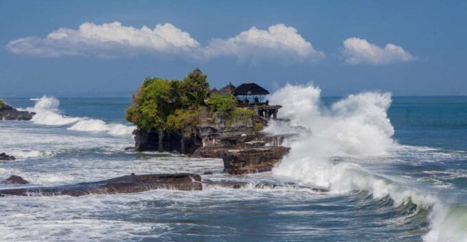 Bali : Tanah Lot, Padang-Padang & Sunset Uluwatu Temple - Customer Experiences