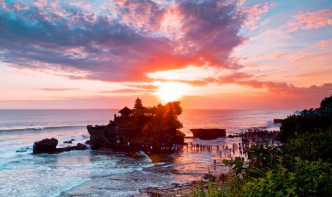 Bali : Tanah Lot Temple Tour With Sunset Dinner - Customer Feedback
