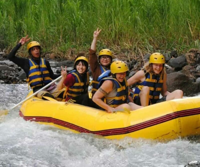 Bali: Telaga Waja White Water River Guided Rafting & Lunch - What the Reviews Reveal