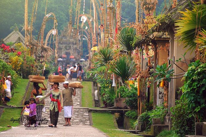 Bali Tour: Cepung Waterfall, Penglipuran Village, & Mt Batur View - Highlights of the Tour
