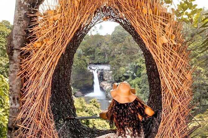 Bali Tour : Tegenungan - Tukad Cepung - Kanto Lampo - Tibumana Waterfall - Visiting Craft Villages