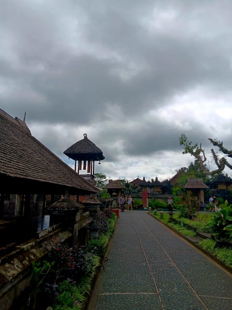 Bali: Tour/Transport Service in Bali,Serve With Heart - Key Points