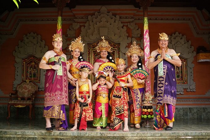 Bali Traditional Costume Photoshoot Experiences in Ubud - Exploring Balinese Cultural Attire
