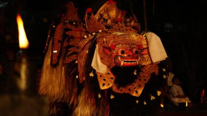 Bali: Traditional Legong and Barong Dance in Ubud - What to Expect