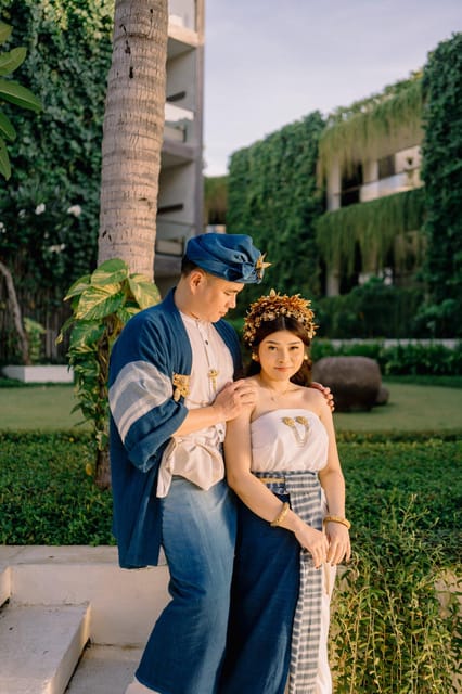 Bali : Traditional Outfit Family Photoshoot - Accessibility