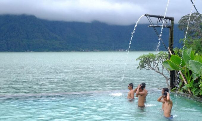 Bali: Trunyan Cemetery, Hot Springs, and Penglipuran Village - Customer Feedback