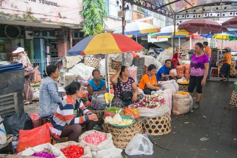 Bali: Turtle Conservation and Education Tour & Local Market - Itinerary Highlights