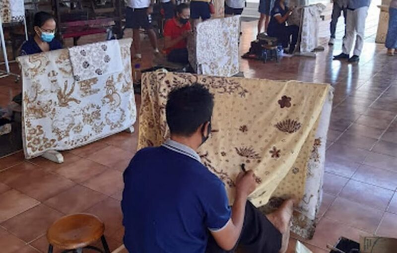 Bali: Ubud Art and Culture Tour With Barong Dance - Artisanal Crafts Exploration