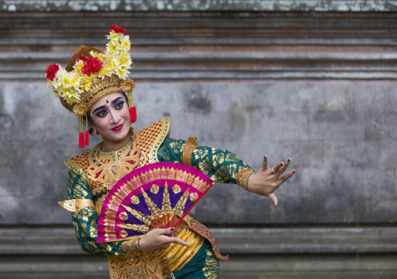Bali: Ubud Full-Day Sightseeing Tour With Legong Dance Show - Experience Features