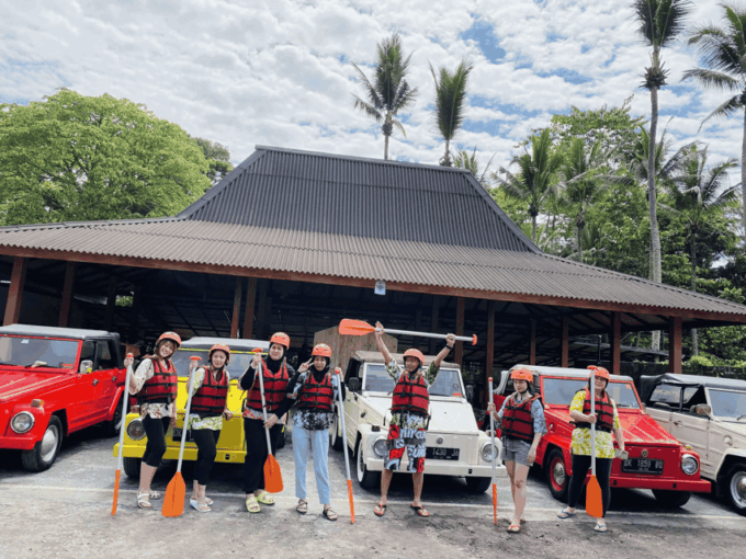 Bali: Ultimate White Water Rafting Experience & Buffet Lunch - Buffet Lunch and Refreshments