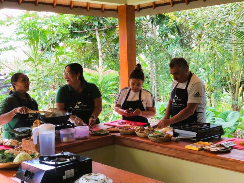 Bali Village Day: Cooking Class, Jamu Course and Transfer - Key Points
