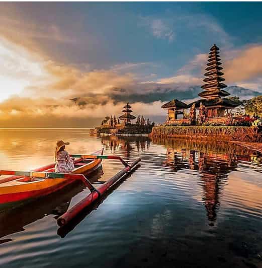 Bali: Waterfall, Jatiluwih Rice Field & Temples Private Tour - Taman Ayun Temple