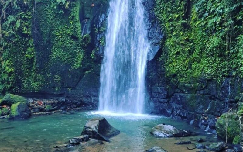 Bali Waterfall Tour With Lunch Views of Mount Batur - Key Points