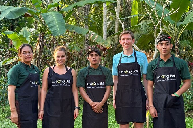 Balinese Authentic Cooking Class in Ubud - Pickup and Transportation Details