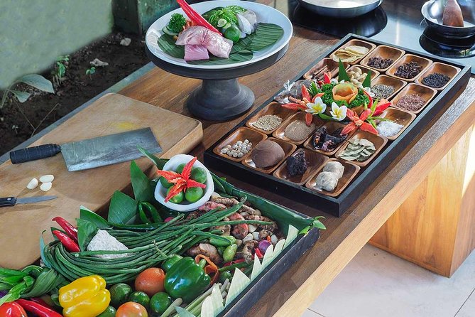 Balinese Cooking Class at The Santai Umalas Kerobokan - Main: Tum Be Pasih