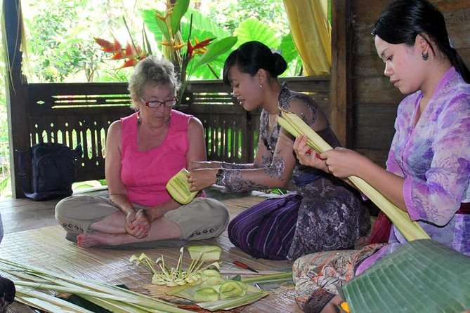 Balinese Cooking Class With Traditional Morning Market Visit - Reviews and Badges of Excellence
