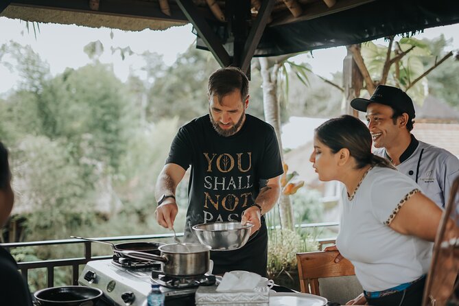 Balinese Cooking Experience - Transportation and Meeting