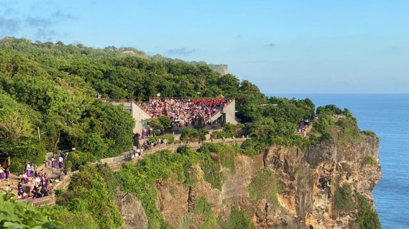 Balis Best Trips: Beaches, Garuda Wisnu, and Uluwatu Sunset - Itinerary Highlights