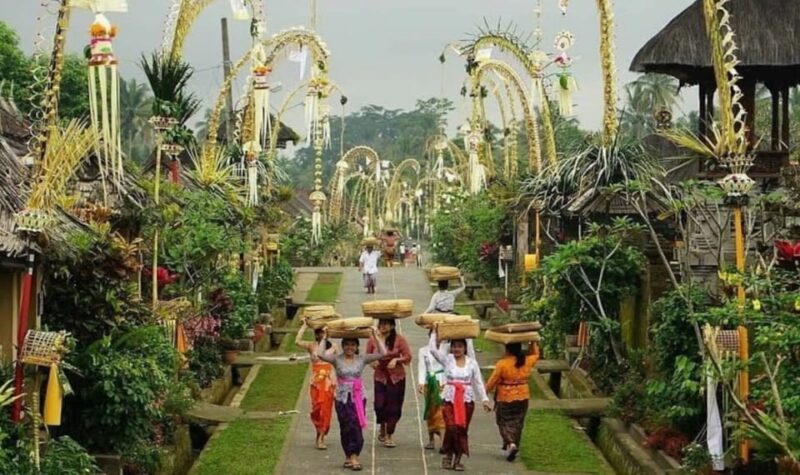 Bali:Tirta Empul, Kanto Waterfall & Rice Terrace Local Guide - Key Points