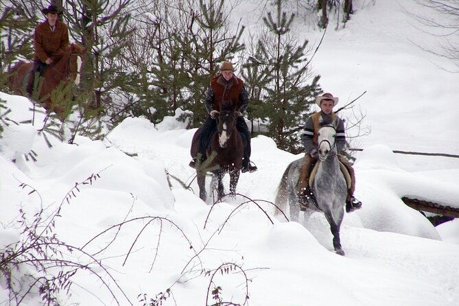 Balkan Horse Riding - Glozhene Monastery Ride - Exploring Glozhene Monastery