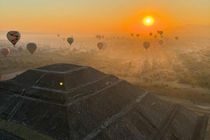Balloon flight + CDMX pickup + Buffet Breakfast - Key Points