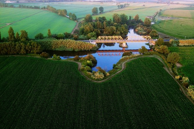 Balloon Ride With Complimentary Drink From Coruche - What to Expect