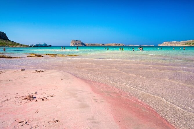 Balos Tour Review: An Unforgettable Experience - Picturesque Mountainous Landscapes