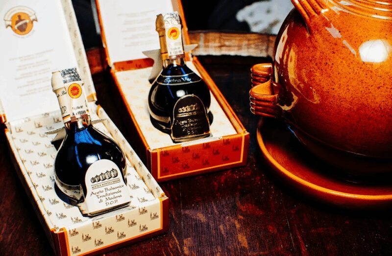 Balsamic Vinegar Barrel Tour & Tasting in Modena City Center - Visitor Information and Accessibility