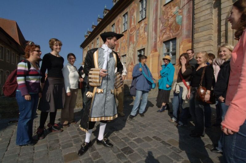 Bamberg: 1-Hour Theatrical Humor Tour With Costumed Guide - Experience Highlights