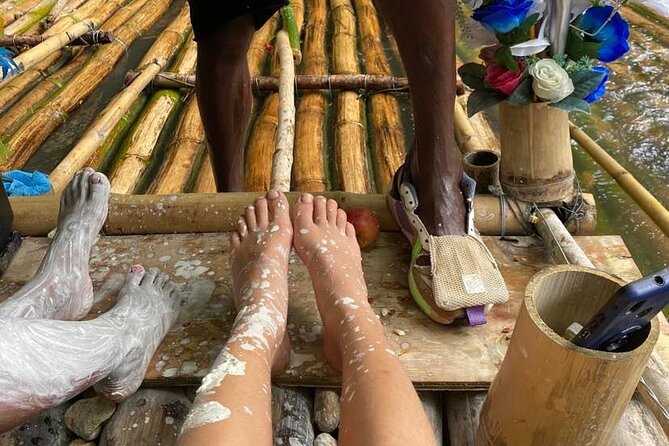 Bamboo Rafting in Lethe With French Tour Guide - Enjoying the Included Lunch