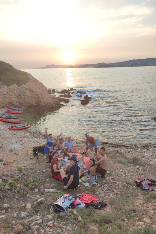 Bandol : Kayak Sunset & Appetizers - Key Points