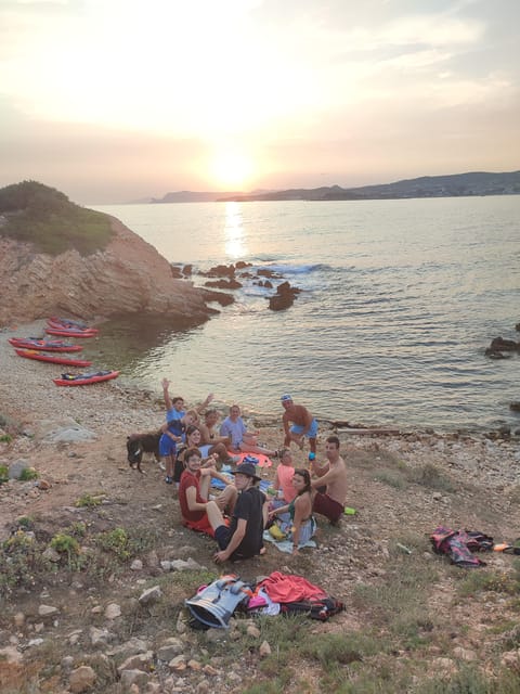 Bandol : Kayak Sunset & Appetizers - Equipment and Requirements