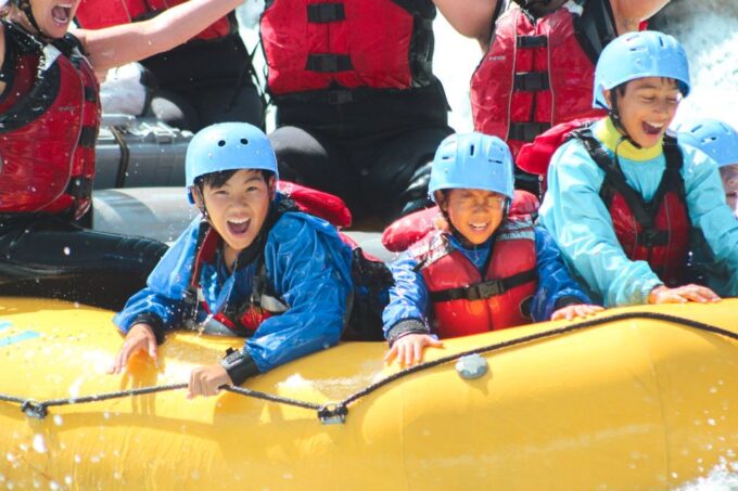 Banff: Afternoon Kananaskis River Whitewater Rafting Tour - Frequently Asked Questions