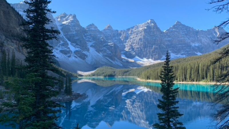 Banff/Canmore: Sunrise Experience at Moraine Lake - Experience Highlights