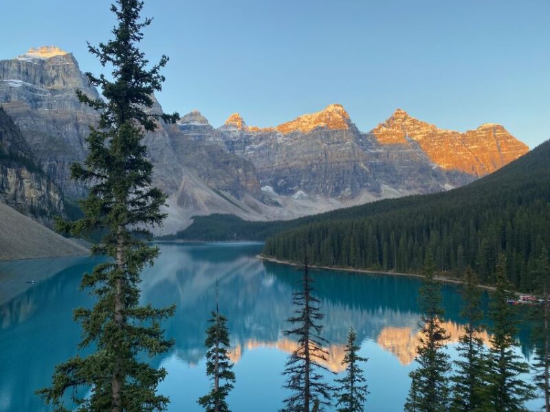 Banff/Canmore: Sunrise Experience at Moraine Lake - Inclusions and Amenities